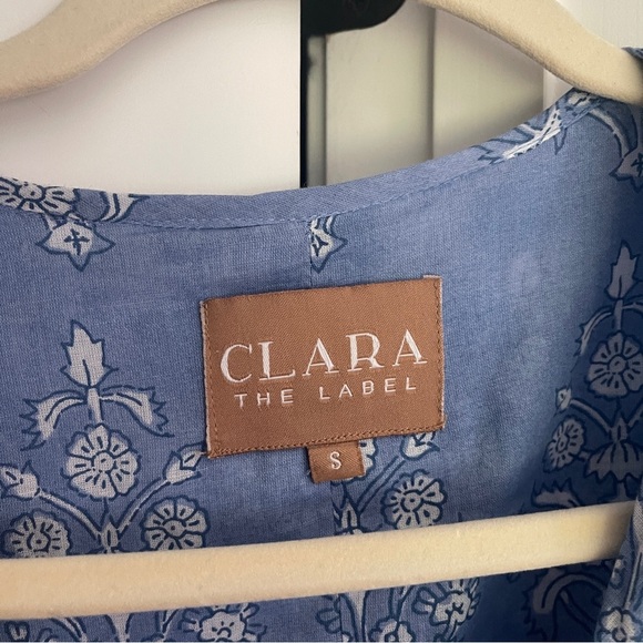 Clara the label clover mini blue shadow dress block print floral v neck - Picture 3 of 5